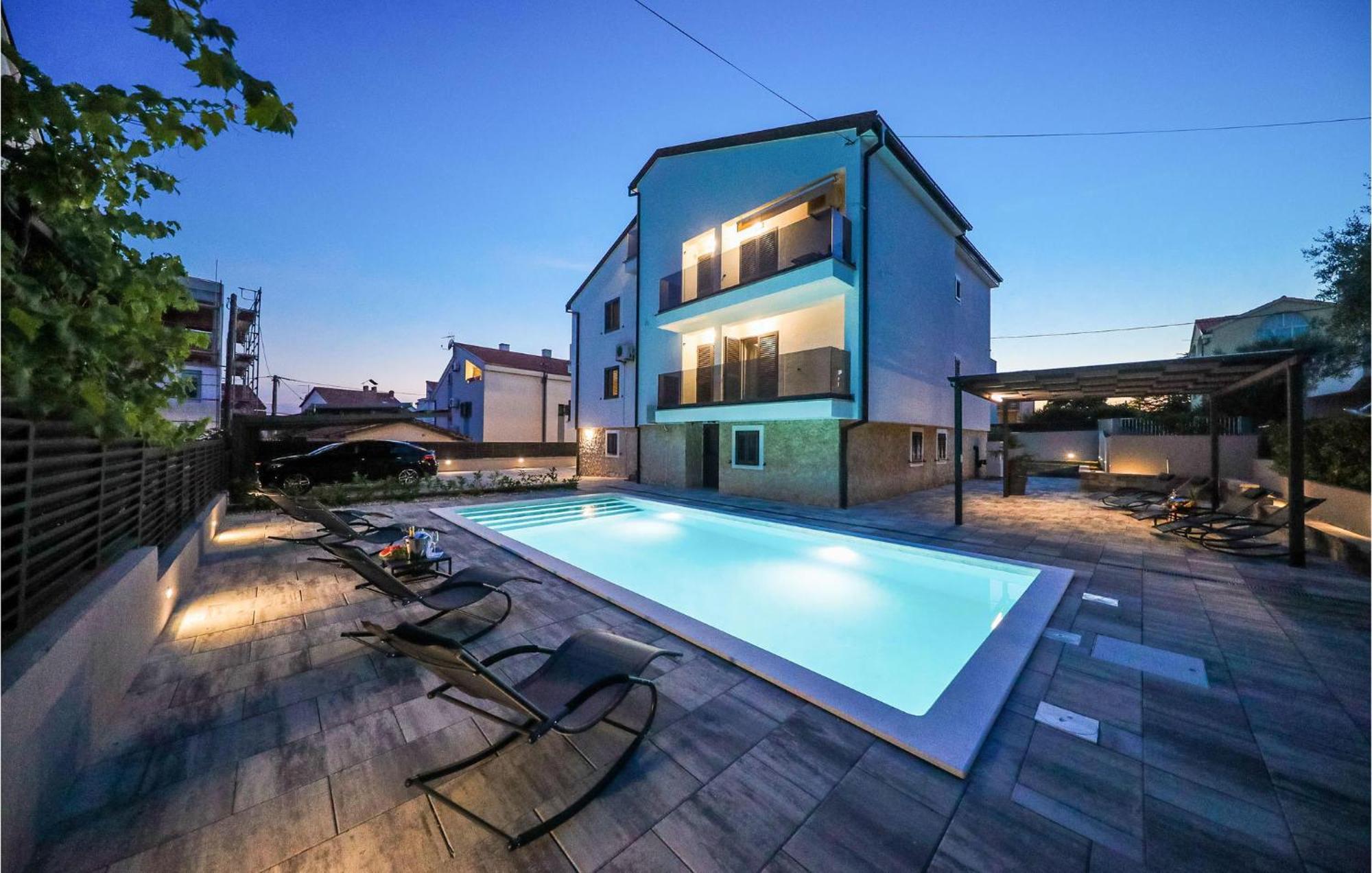 1 Bedroom Lovely In *