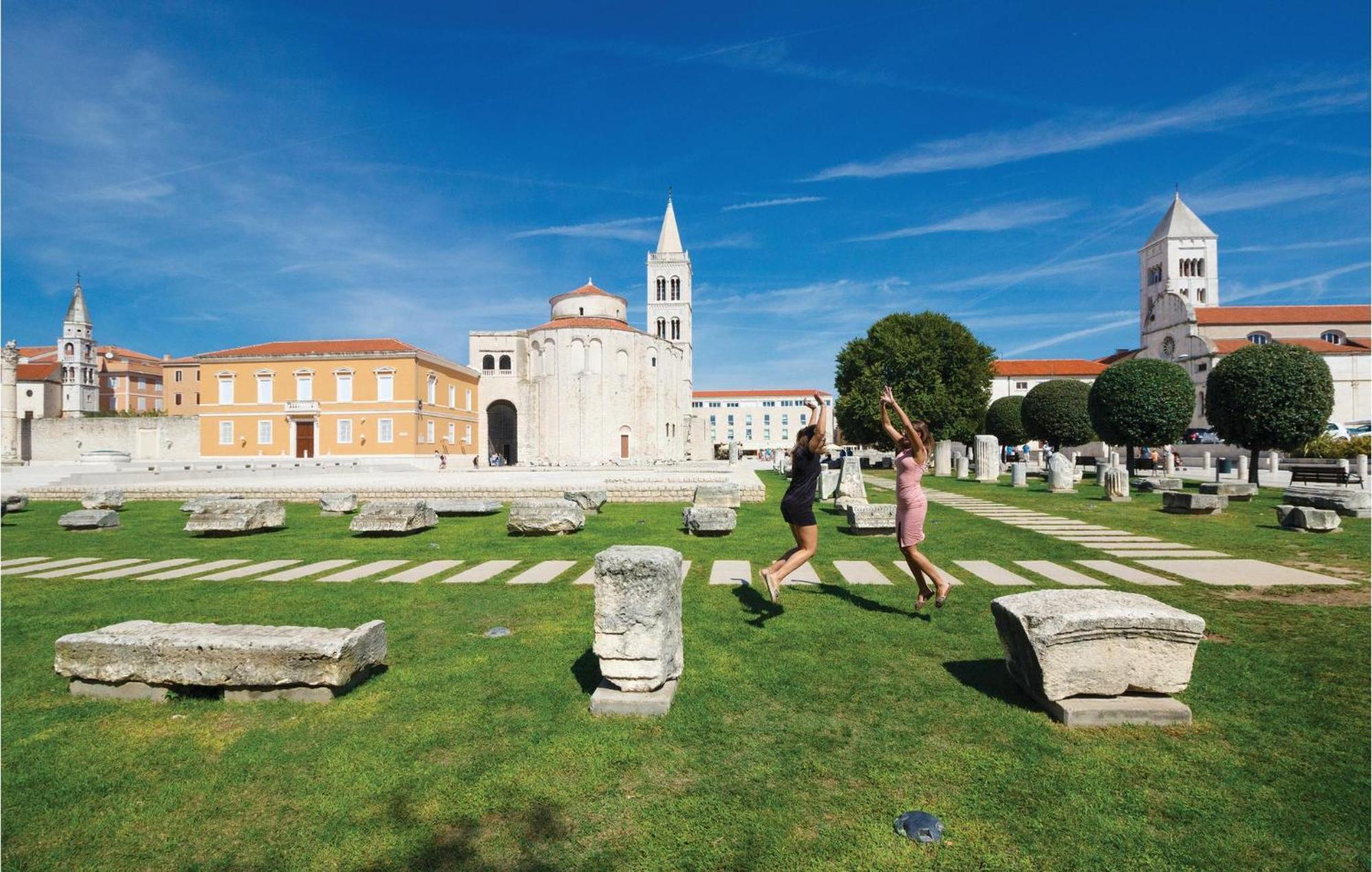 Apartment 1 Bedroom Lovely In Zadar